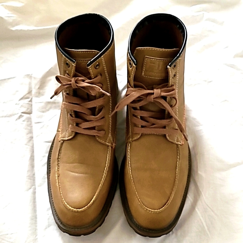 Hawke and Co. "Barnes" Lace-Up Tan Boot, Men's Size 9.5